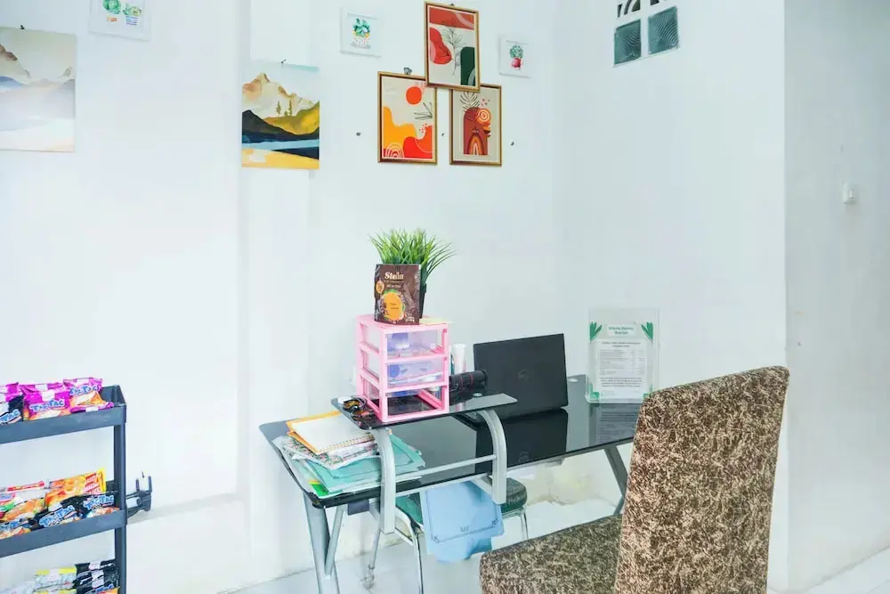 Бандар-Лампунг: Hotel O Wisma Bambu Near STKIP PGRI Bandar Lampung