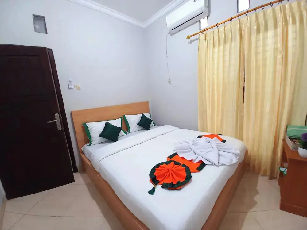 Слеман: Homestay Syariah Dekat Monjali dan JCM by Simply Homy
