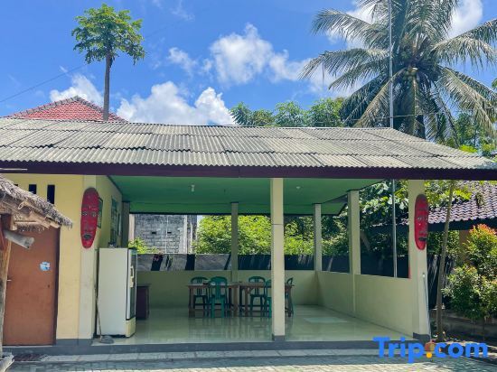 Jerowaru: Ekas Beach Guesthouse Mitra RedDoorz