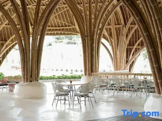 Петумбак: The Hill Hotel & Resort Sibolangit Powered by Archipelago