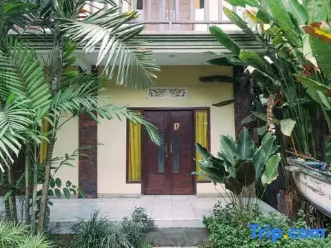 RedDoorz @ Saren Anyar Homestay Lukluk — фото 1
