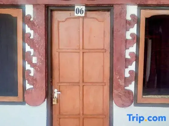 Умеаньяр: Guest House Surya Ayu Permai Buleleng Mitra RedDoorz