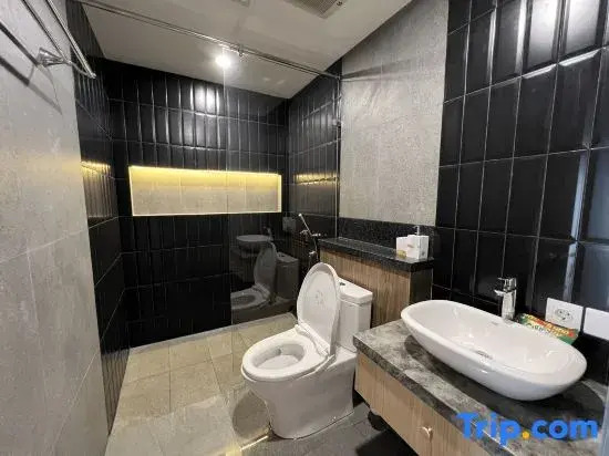Медан: Podomoro City Deli Medan Tower Empire - Japandi Style - 87m - Premium Apartment