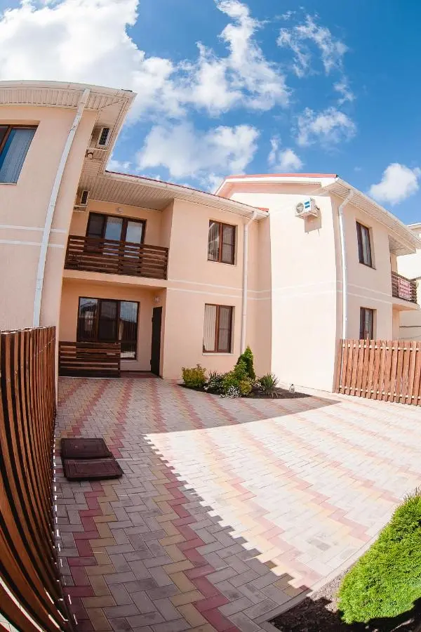 Витязево: Townhouse