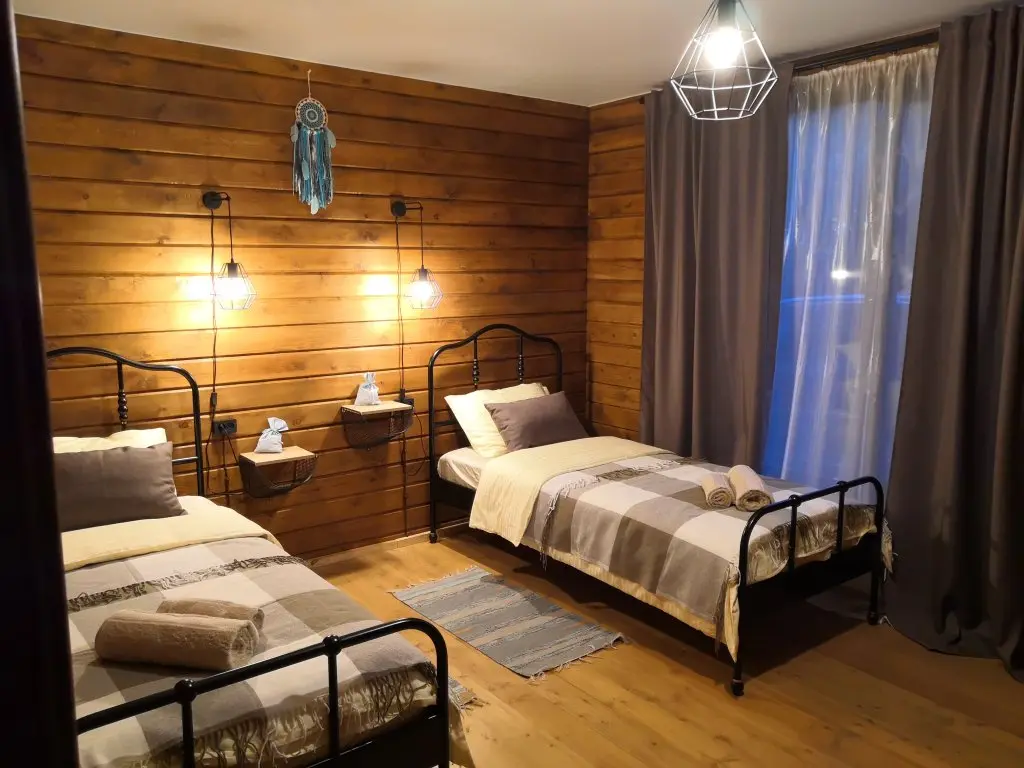 Озёрное: Дом House18manzherok