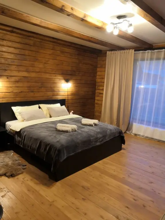Озёрное: Дом House18manzherok
