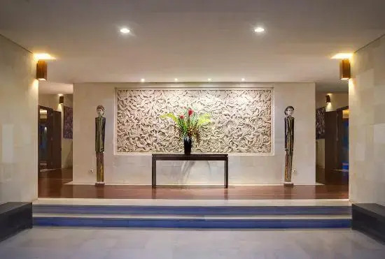 Сесе: Villa Mandalay