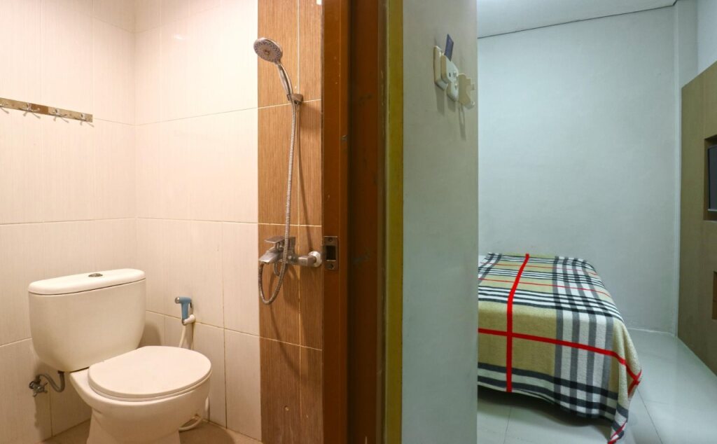 Сурабая: WeStay Homes