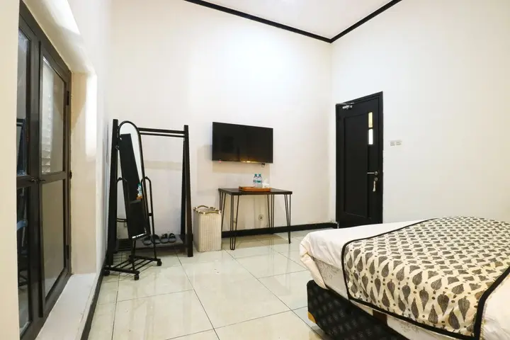 Сурабая: Askhara Hotel