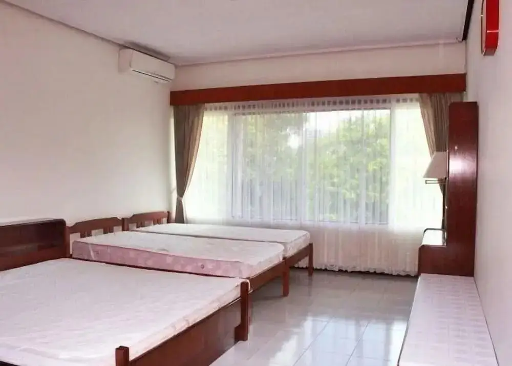 Сименьян: De Dago Pakar Villa by HouseinBandung