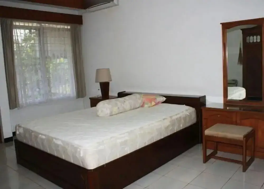 Сименьян: De Dago Pakar Villa by HouseinBandung