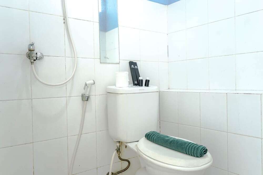 Джакарта: Cozy Studio Room Kalibata City Apartment
