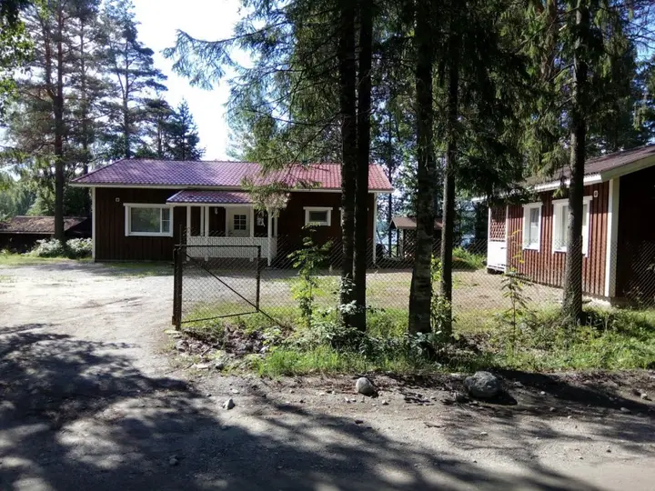 Вяртсиля: Гостевой Дом Домики House on the lake