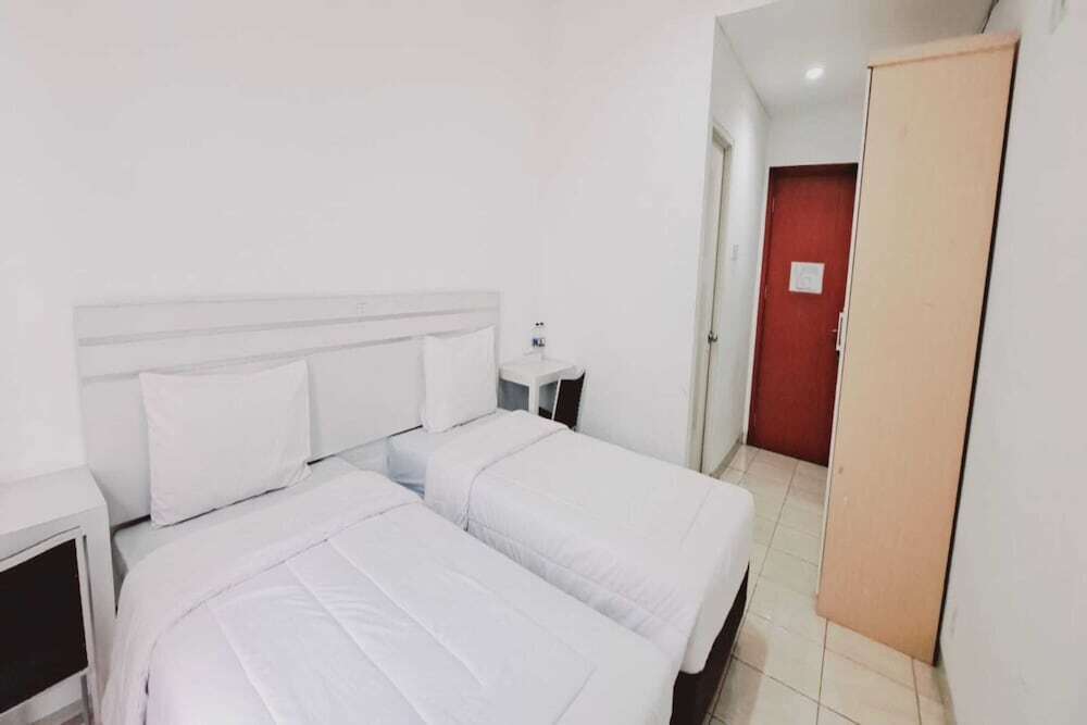 Legok: Townhouse OAK TOS Residence Tangerang
