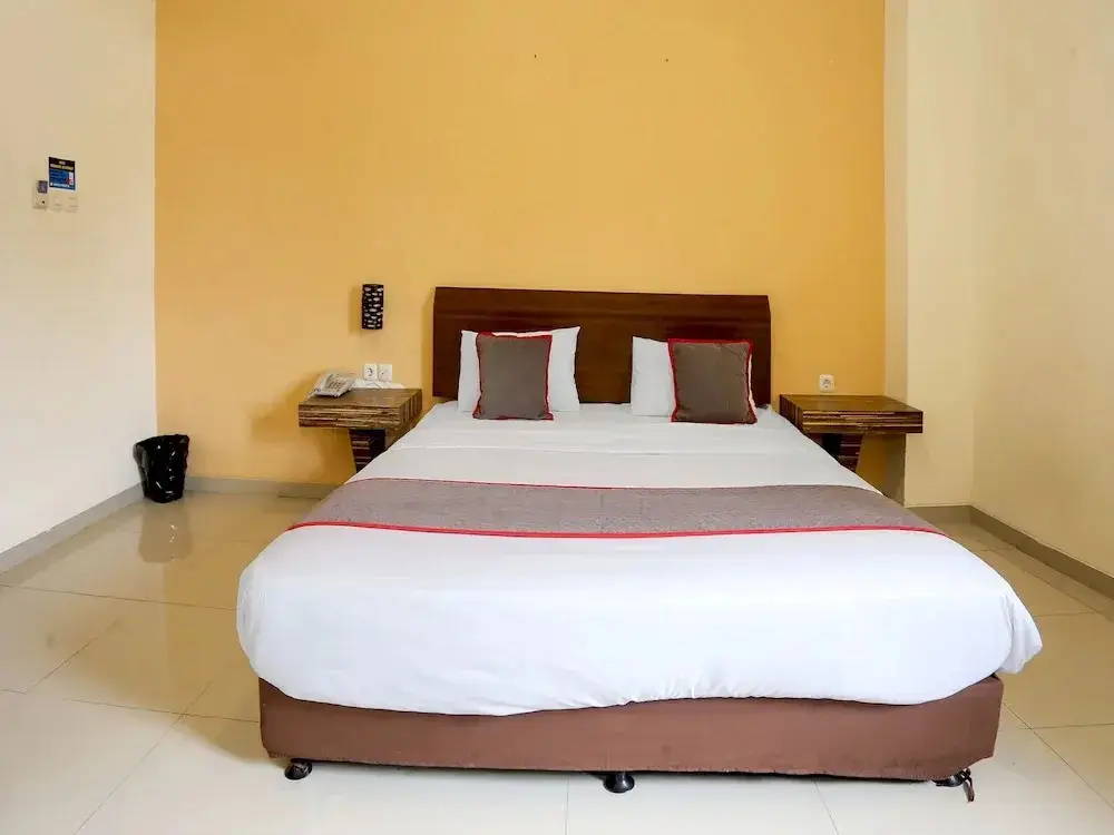 Джакарта: SUPER OYO Collection O 92130 Hotel Fiducia Kaji