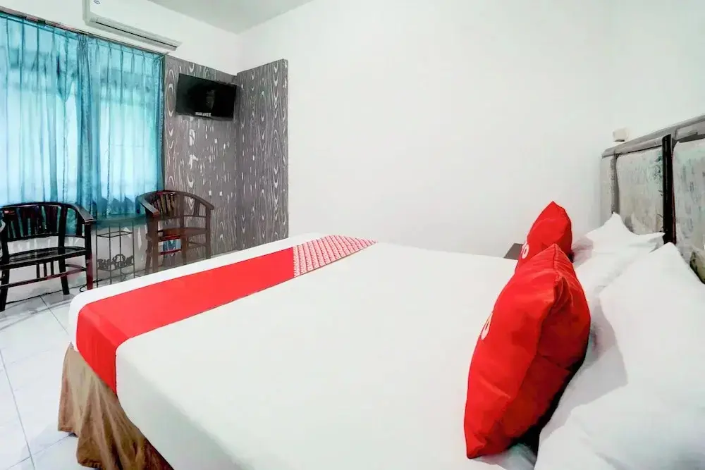 Сурабая: Hotel O Griya Waru Hotel Near Stasiun Waru Sidoarjo
