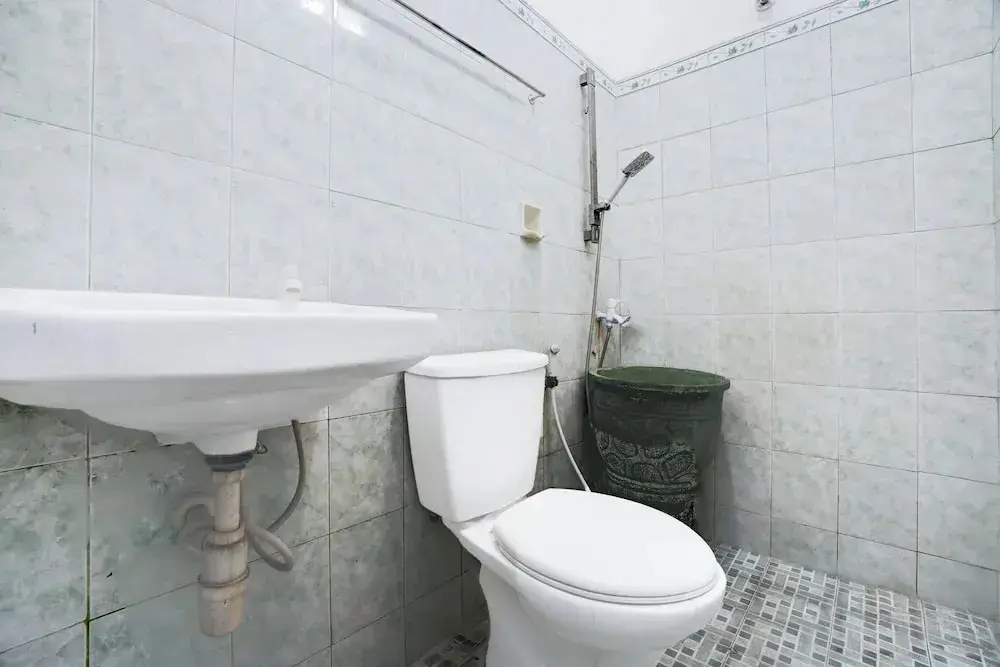 Сурабая: Hotel O Griya Waru Hotel Near Stasiun Waru Sidoarjo