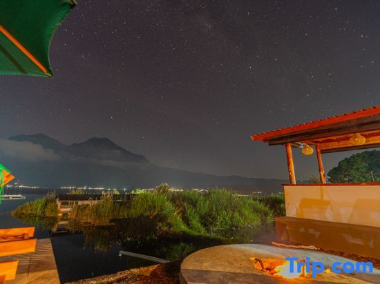 Кинтамани: D Sila’s Tepi Danu Villas Kintamani & Natural hot spring