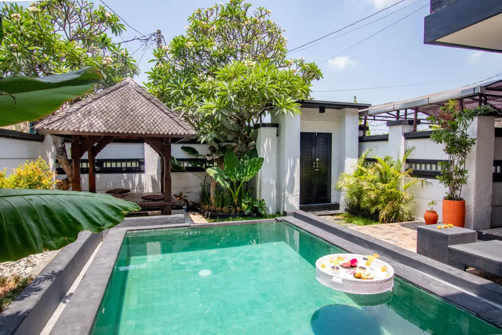 Кута: Вилла Villa with Amazing Pool and Rooftop Sun Terrace