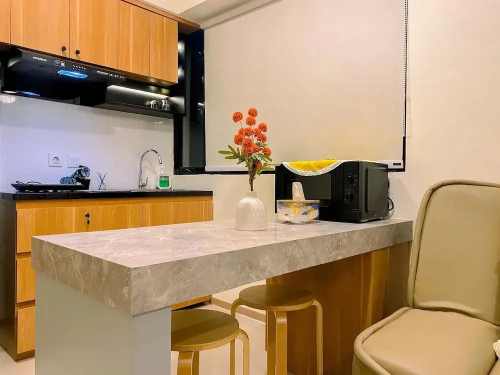 Сибату: Simply And Homey 1Br With Extra Room At Meikarta Apartment