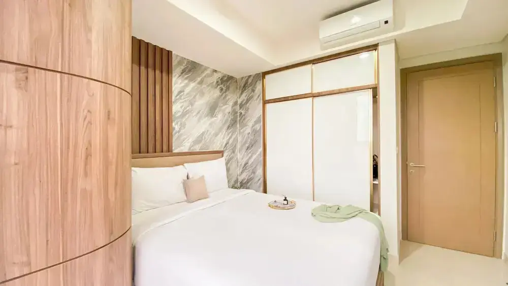 Джакарта: Brand New And Elegant 2Br At Gold Coast Apartment