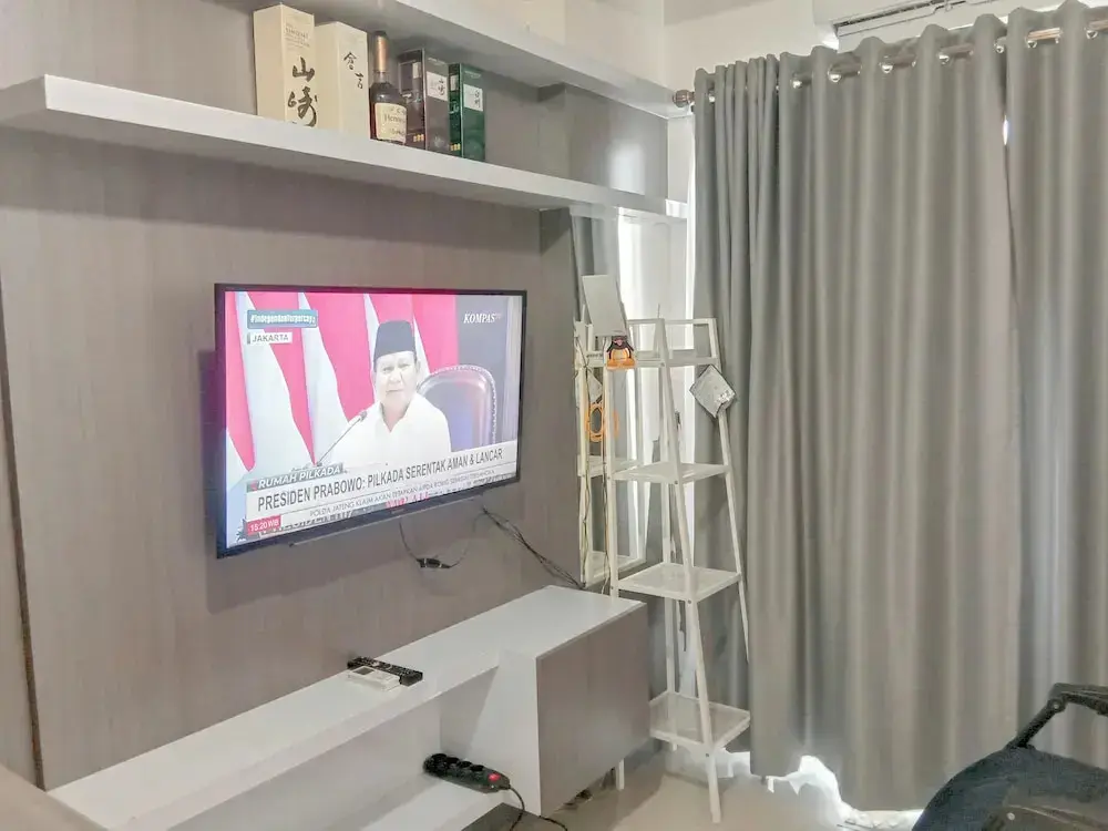 Макассар: Spacious 1Br With Working Room At Vida View Makassar Aparment
