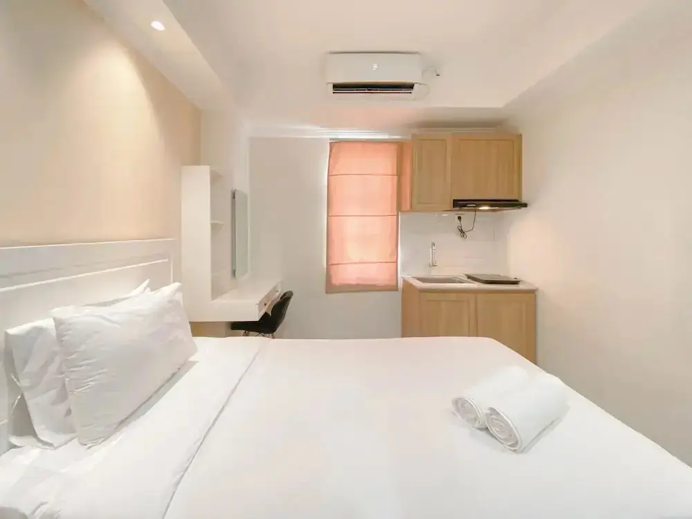 Семаранг: Cozy And Warm Studio Room At Paltrow City