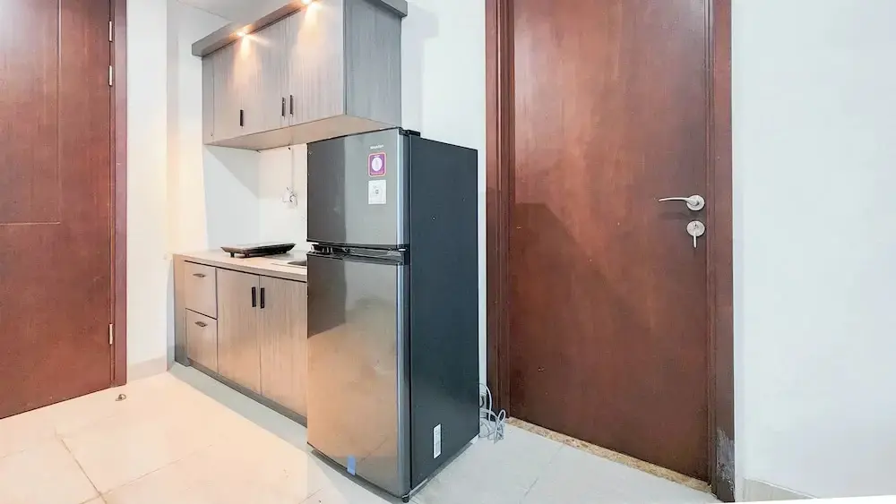 Сурабая: Best Deal 1Br And Modern Look At Grand Sungkono Lagoon Apartment
