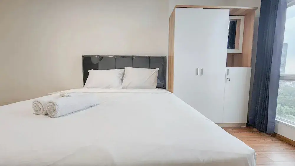 Сурабая: Best Deal 1Br And Modern Look At Grand Sungkono Lagoon Apartment