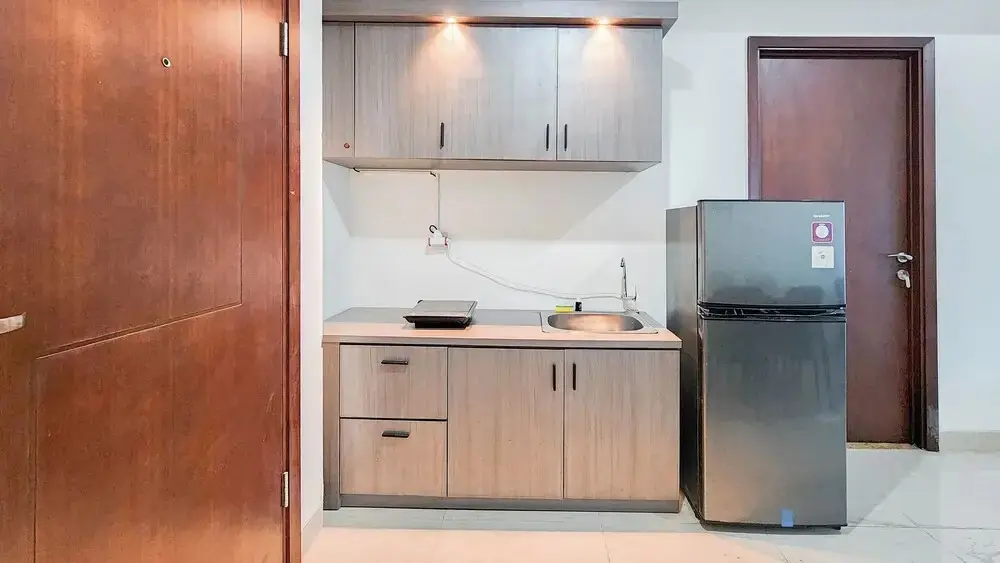 Сурабая: Best Deal 1Br And Modern Look At Grand Sungkono Lagoon Apartment