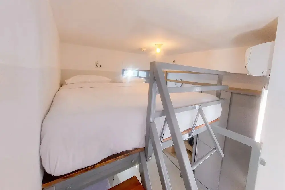 Legok: Fully Furnished Studio With Mezzanine Bed At Serpong Garden Apartment