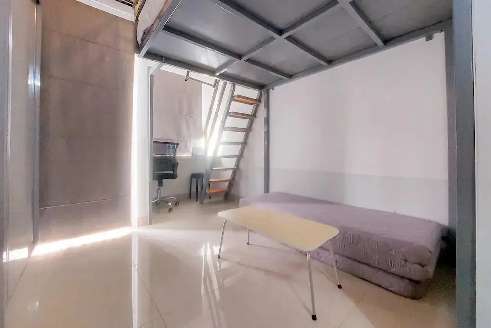 Legok: Fully Furnished Studio With Mezzanine Bed At Serpong Garden Apartment