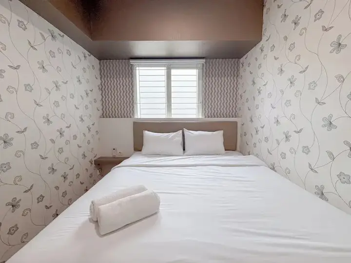 Сурабая: Comfortable Living And Good Place 1Br At Tanglin Supermall Mansion Apartment
