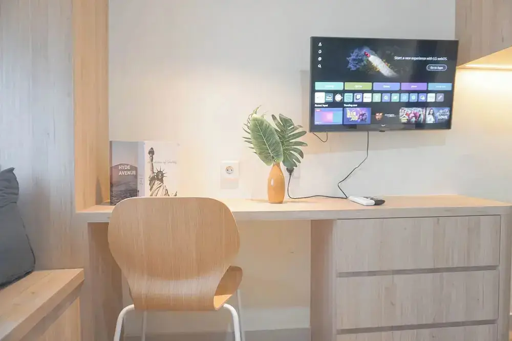 Чикаранг: Simply Design Studio At Pollux Chadstone Apartment