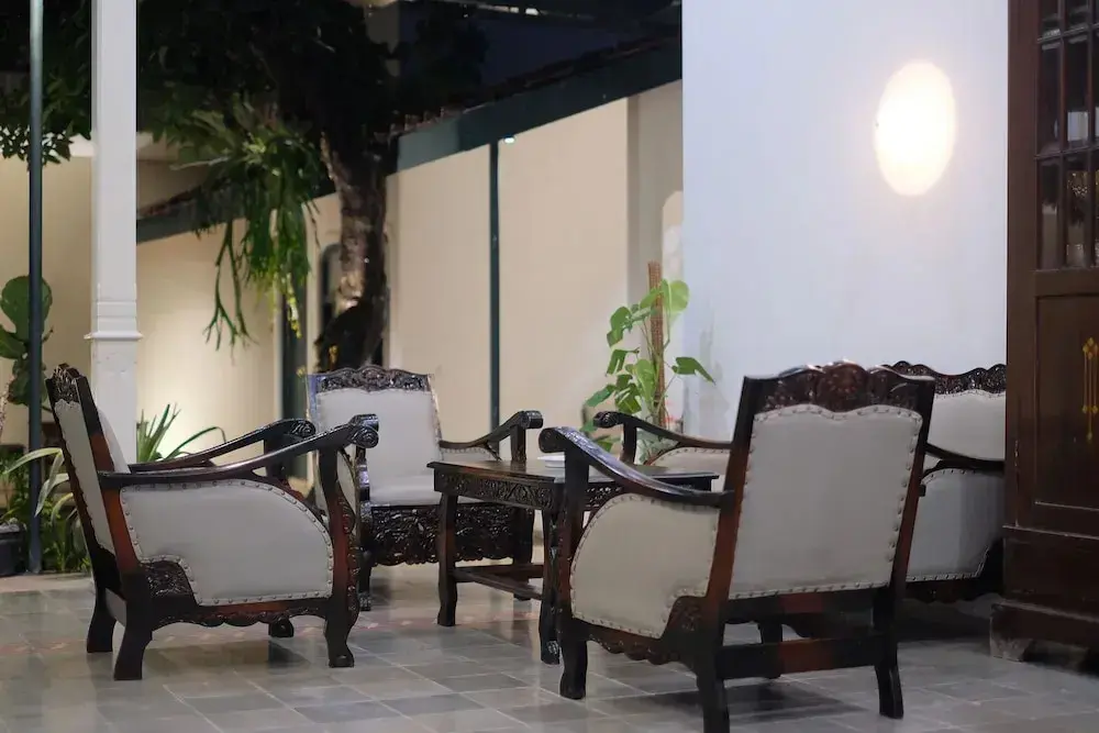 Джокьякарта: Agung Guest House by RF