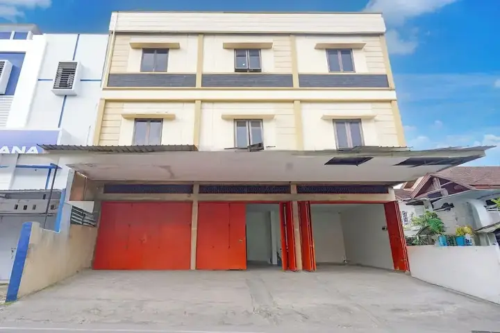 Макассар: OYO 94402 Mulia House