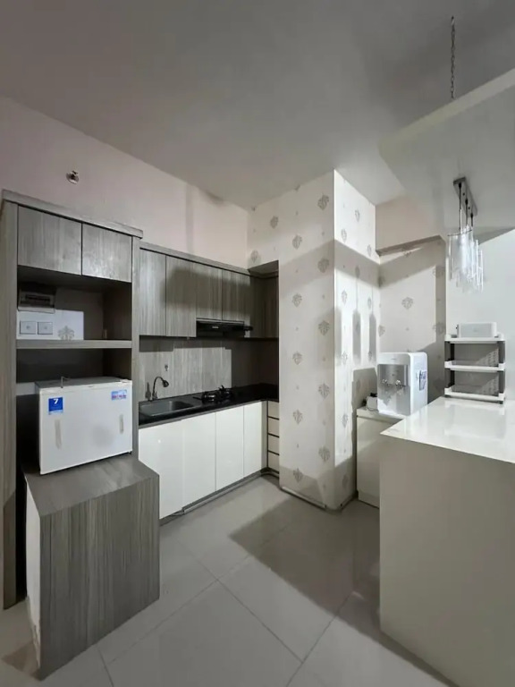 Сурабая: Tanglin Spacious 2BR Apartment Pakuwon