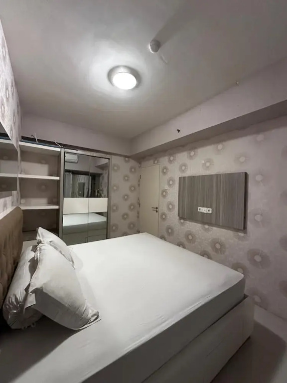 Сурабая: Tanglin Spacious 2BR Apartment Pakuwon