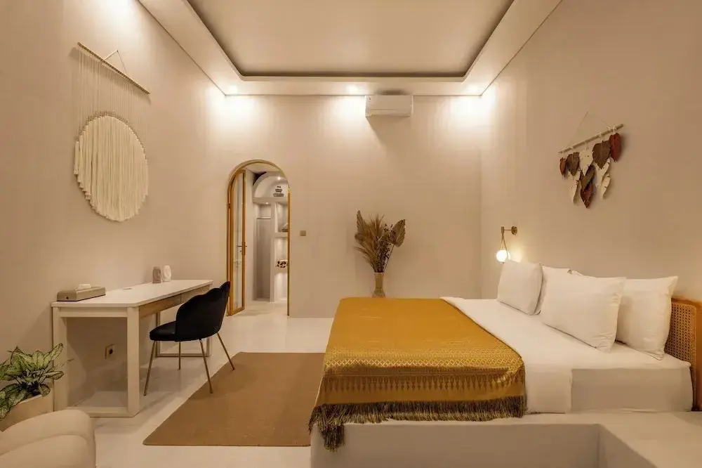 Чангу: Stunning Villa Bliss in Canggu by Azure
