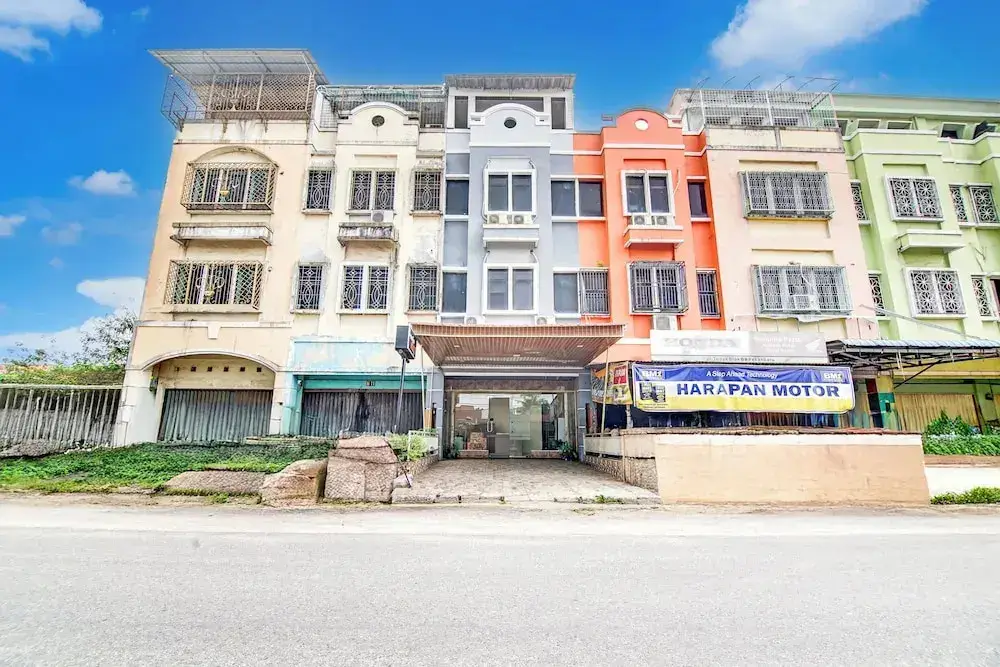Пеканбару: Capital O 94450 Radja Homestay