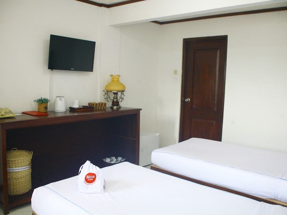 Депок: Nida Rooms Mataram Bumi Affandi at The Java Resort