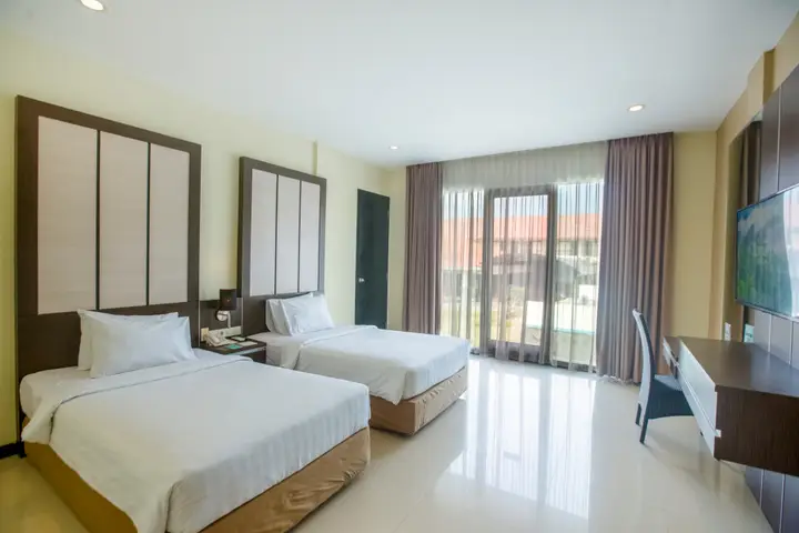 Кунинган: Grage Resort Sangkan