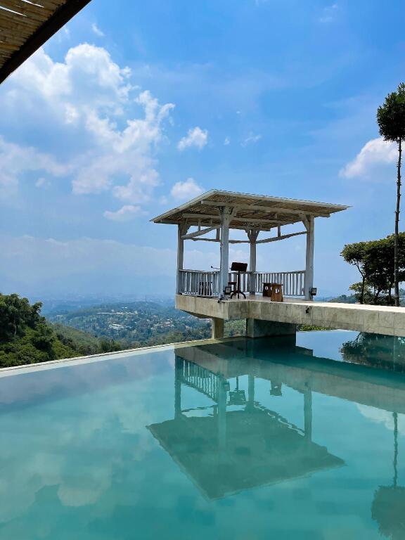 Лембанг: Mendulang Lembang Resort and Resto