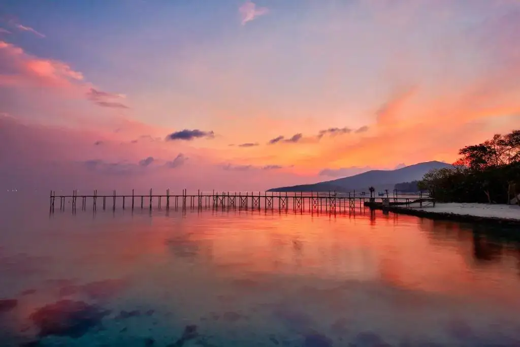 Синак: Royal Ocean View Beach Resort