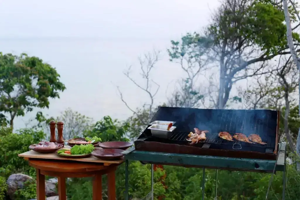 Синак: Royal Ocean View Beach Resort