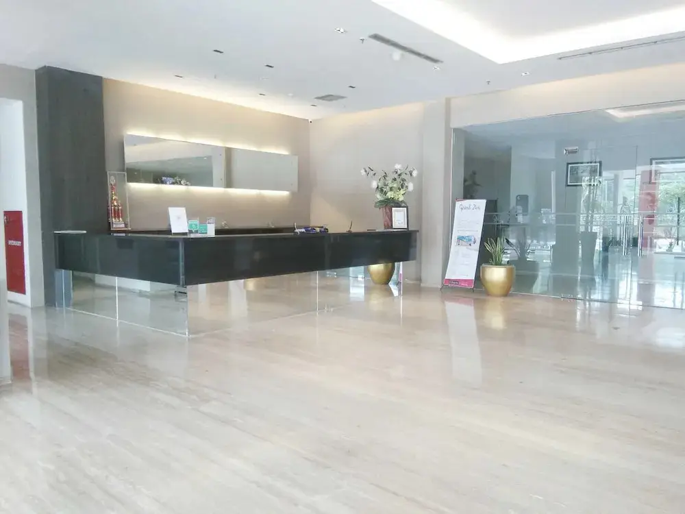 Лахат: Hotel Santika Lahat