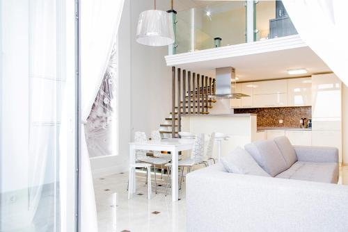Сочи: Ideal House Kurortniy pr.