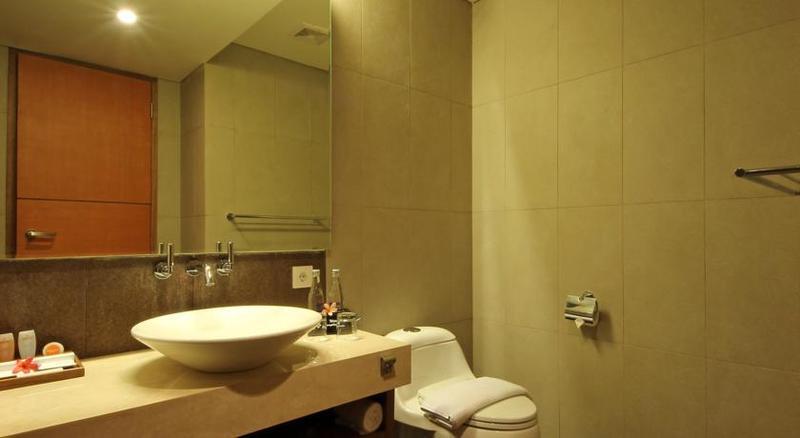 Кута: Holiday Inn Express Bali Sunset Road