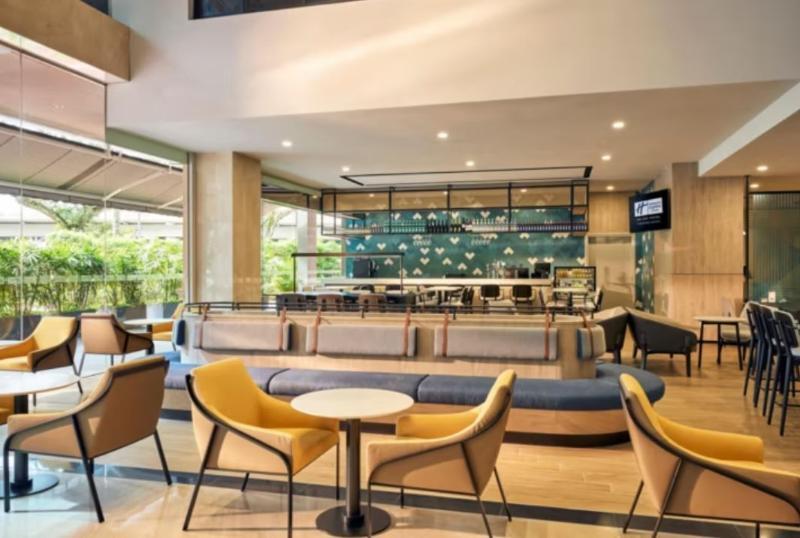 Кута: Holiday Inn Express Bali Sunset Road