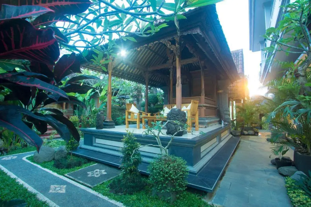 Убуд: Nang Ade House
